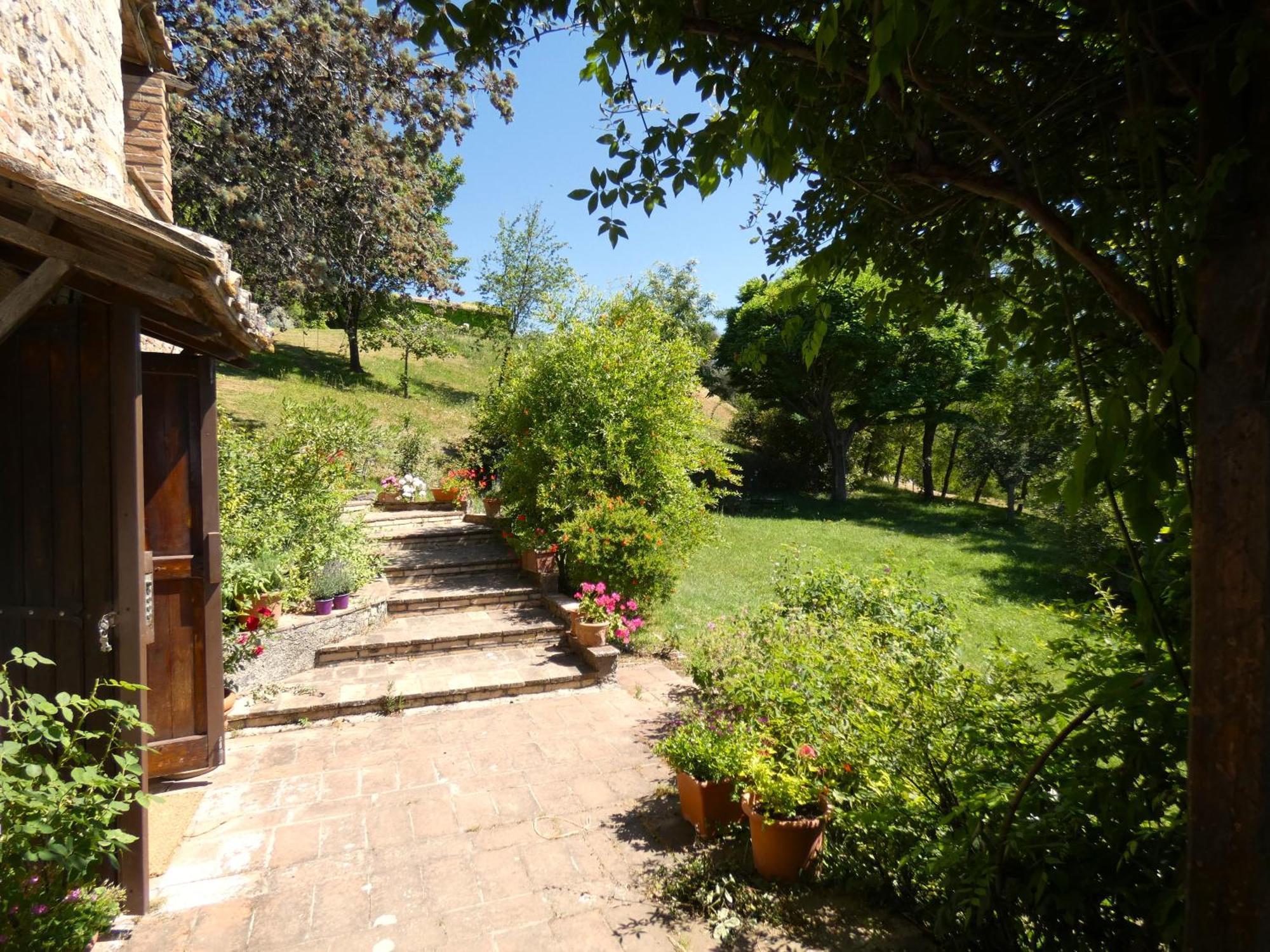 Villa Scappo In Umbria, Il Fienile Fornole Exterior foto